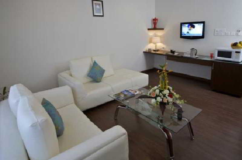 Oyster Suites Hyderabad Exterior photo