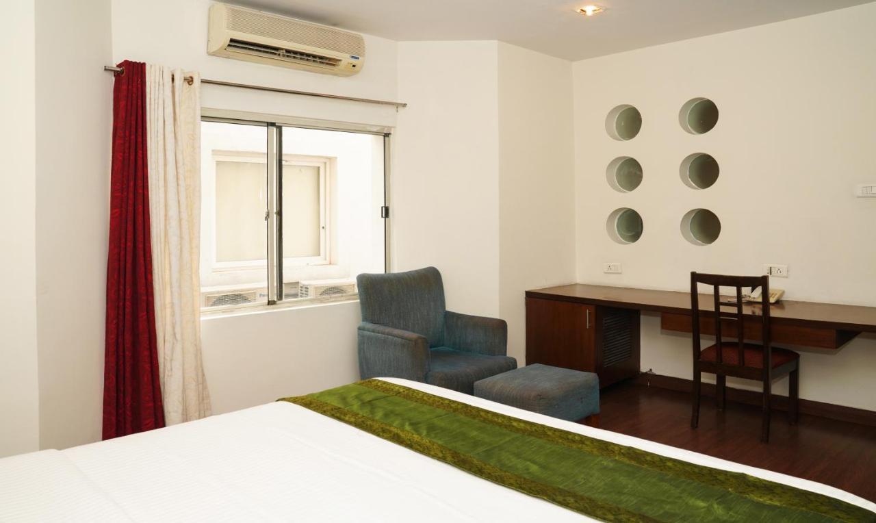 Oyster Suites Hyderabad Exterior photo