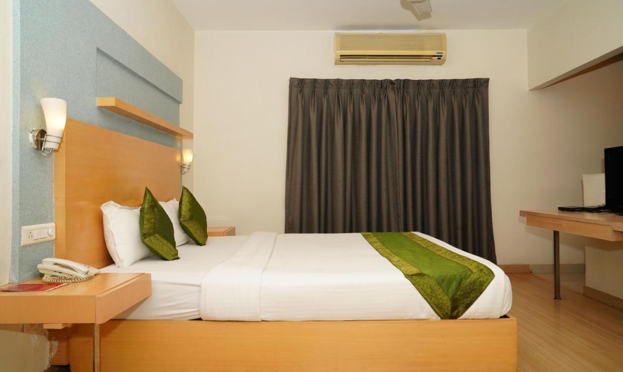 Oyster Suites Hyderabad Exterior photo