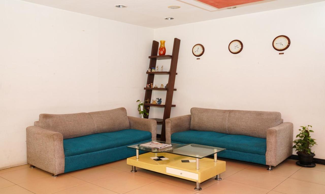 Oyster Suites Hyderabad Exterior photo